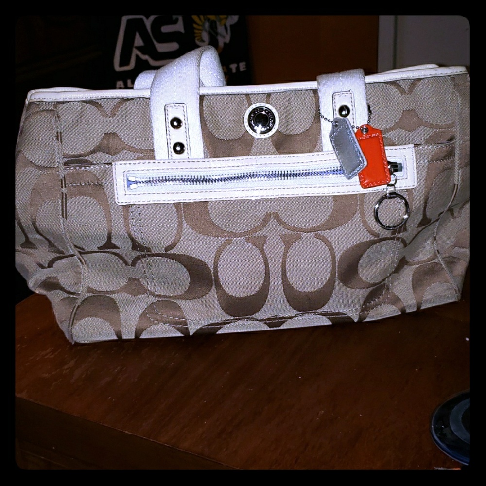 COACH DAISY SIGNATURE LARGE TOTE HANDBAG F14878